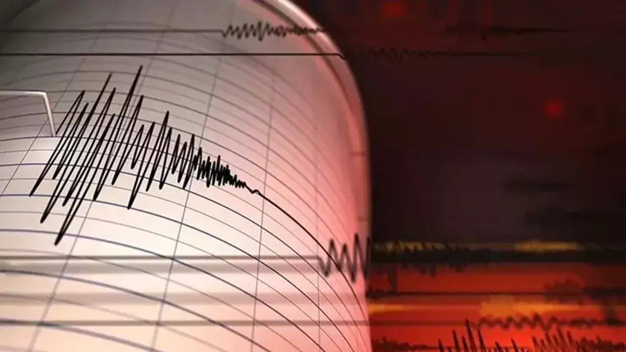 Sındırgı beşik gibi: 4,3 şiddetinde deprem!