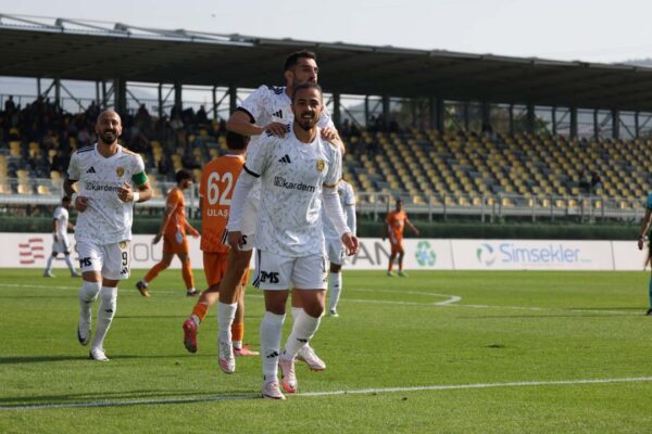 Aliağa Futbol gol oldu yağdı! Aliağa Futbol gol oldu yağdı!