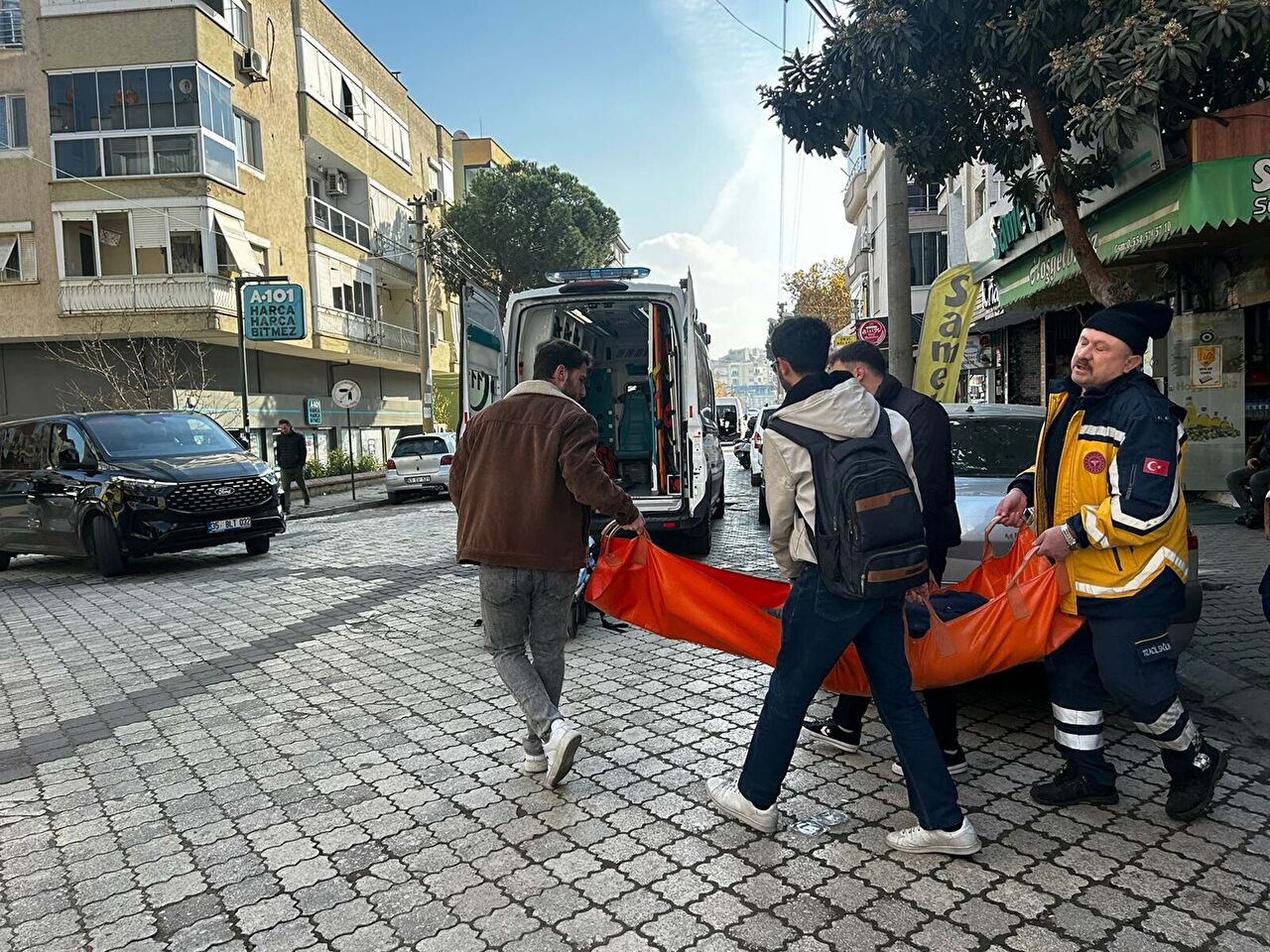 Felçli hastaya itfaiyeden yardım eli!