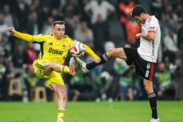 Fenerbahçe-Beşiktaş derbisinin hakemi açıklandı Fenerbahçe-Beşiktaş derbisinin hakemi açıklandı