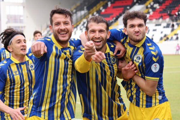 Menemen FK, Play-Off yolunda umutlandı Menemen FK, Play-Off yolunda umutlandı