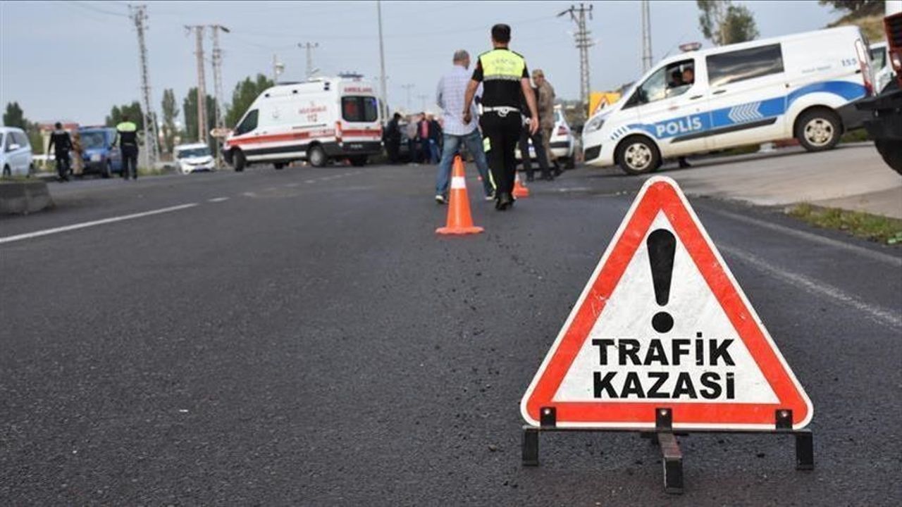 Genç motosikletli kaza kurbanı!