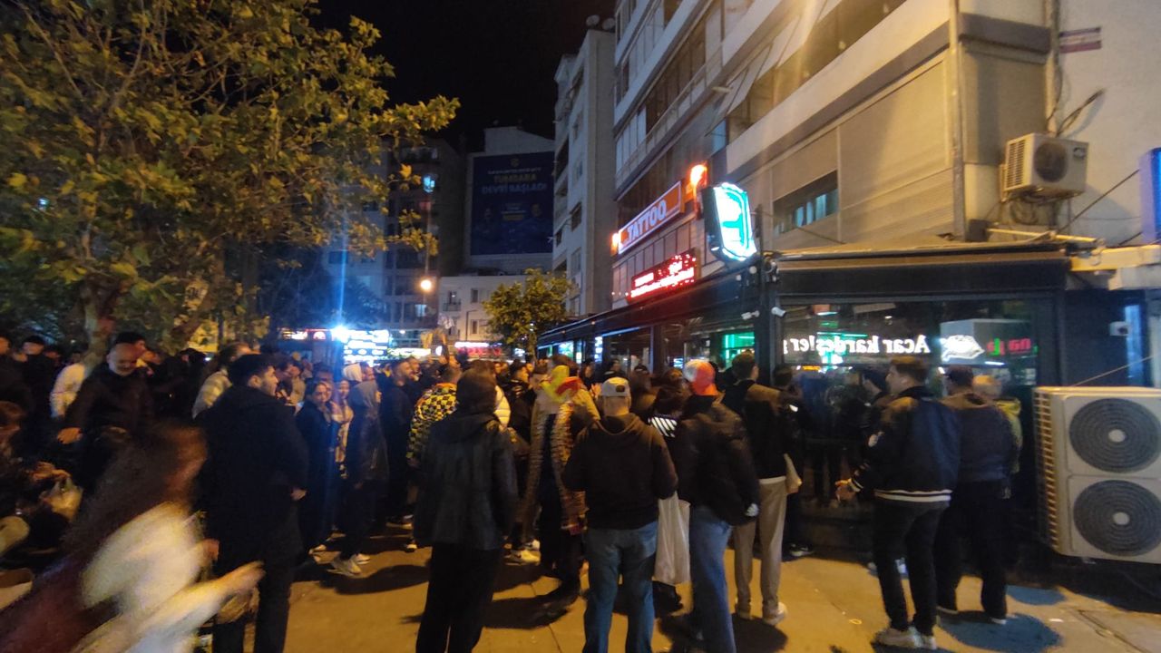Derbi seyyarları üzdü… Düdükler, formalar elde kaldı!