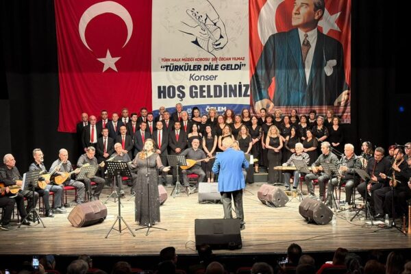 Aydın’da muhteşem konser Aydın’da muhteşem konser
