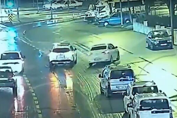 Film gibi kovalamaca… Trafik magandasının eh...