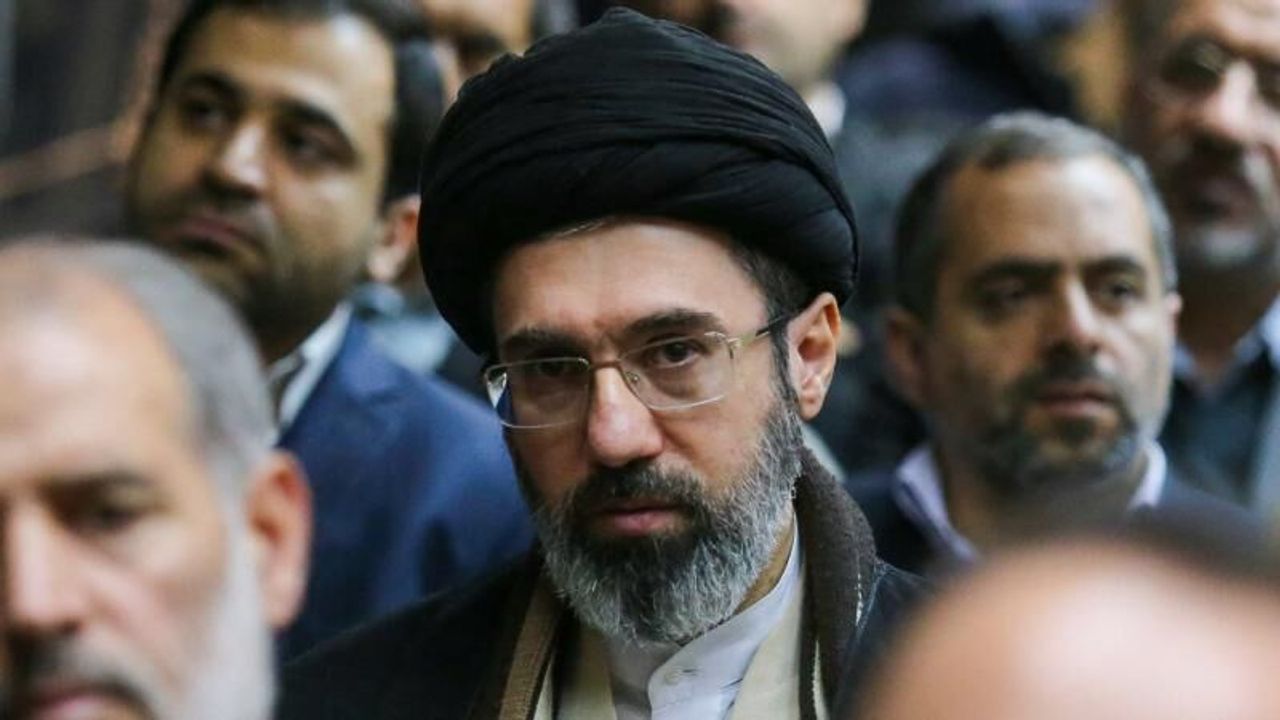 İran lideri Hamaney: Hürmüz Boğazı’nda yeni bir sayfa açılıyor