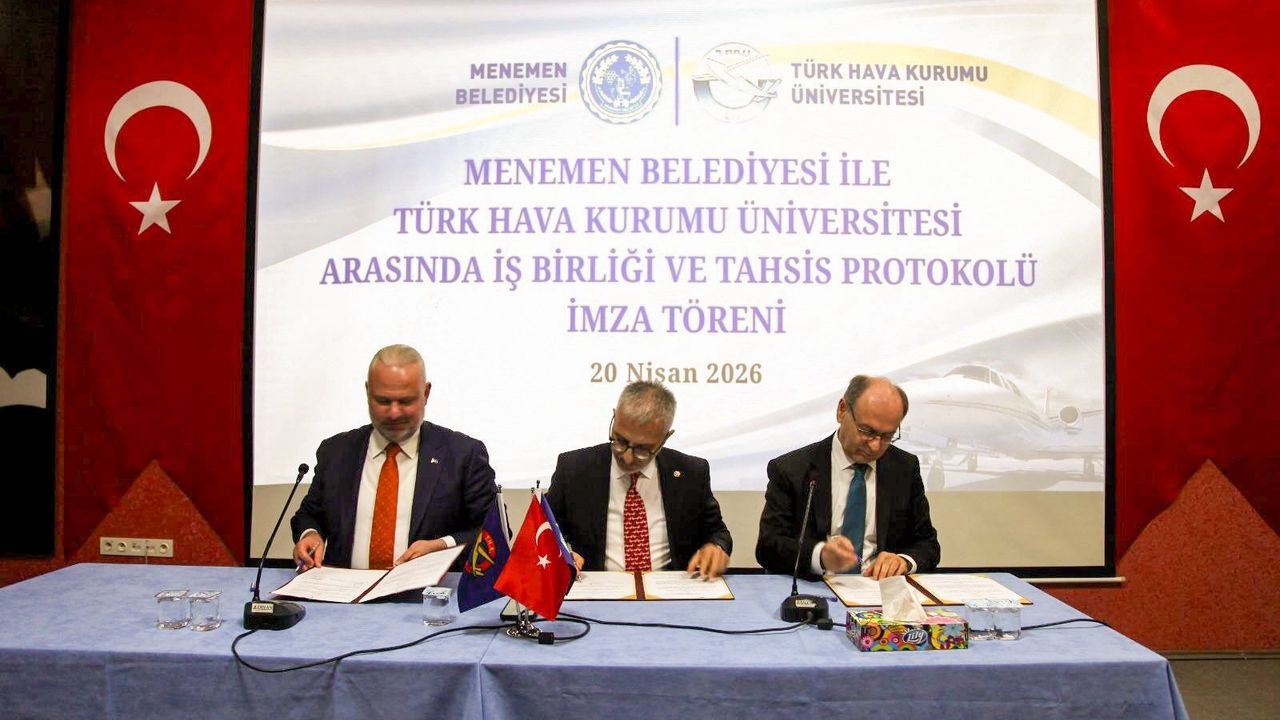 İmzalar atıldı: Menemen’e ikinci üniversite!