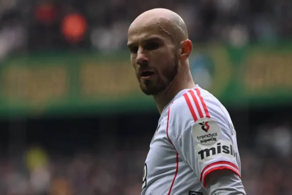 Beşiktaş’ta Vaclav Cerny krizi: Sergen Yalçı...