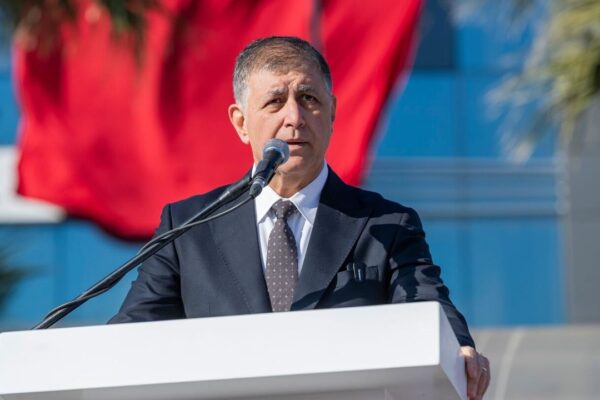 Başkan Tugay: Büyükşehir olarak her zaman ilçe bel...