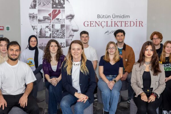 Gençlik 19 Mayıs’ı Ferdi Zeyrek Gençlik Merkezi’nd...