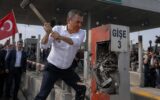 İzmir’deki özelleştirme iddiasına Özel’den çok ser... İzmir’deki özelleştirme iddiasına Özel’den çok ser...