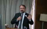 Ve Başkan Gümrükçü fiilen göreve başladı… İlk tema...