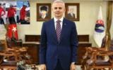 Tayt giydiği için görevden alınan Ardahan Valisi s...