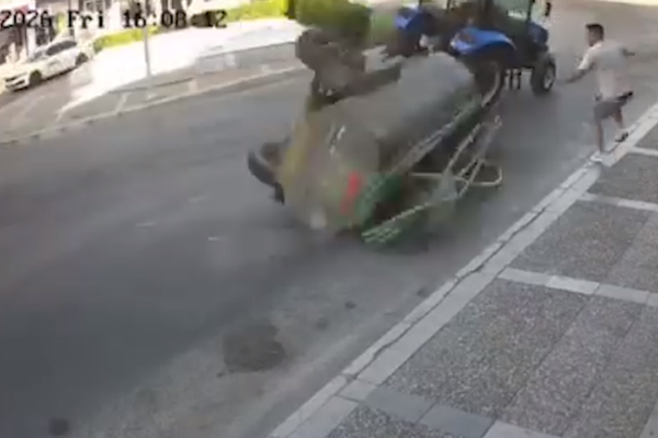 İzmir’de ölümden saniyelerle kurtuldu!